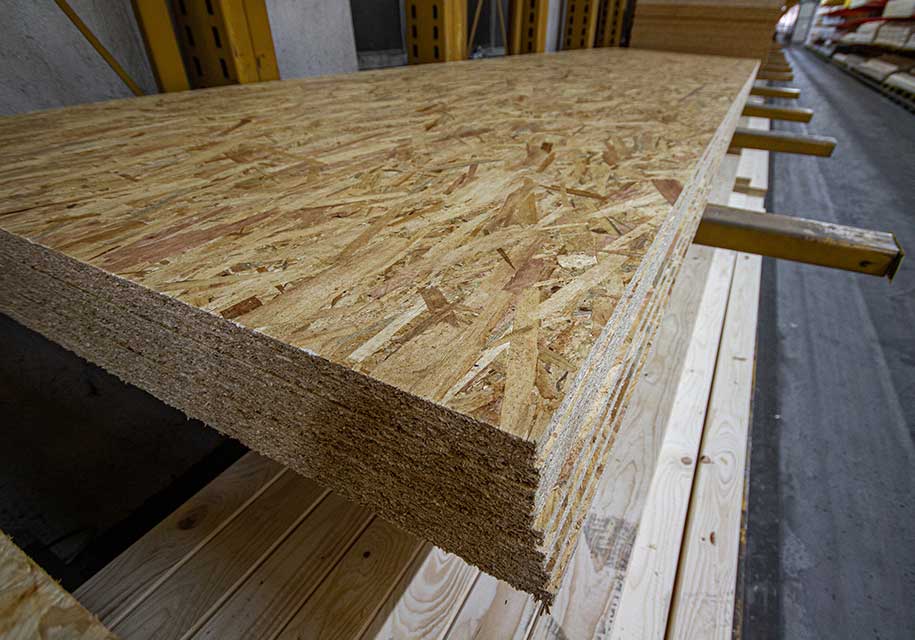 Découpe sur mesure de bois massif et autres matériaux